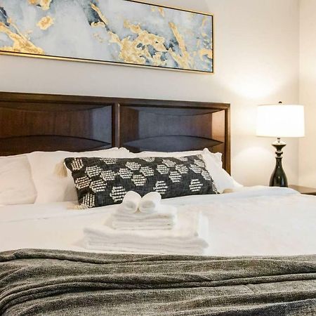 Modern + Cozy Townhome - Minutes To Avalon W/King RoswellRoswell  Kültér fotó