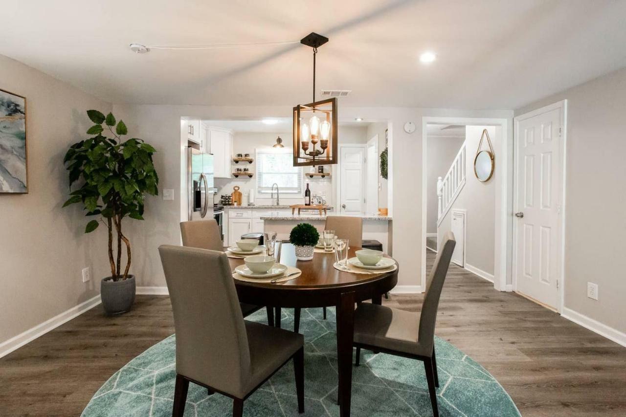 Modern + Cozy Townhome - Minutes To Avalon W/King RoswellRoswell  Kültér fotó